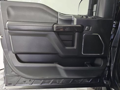 Used 2019 Ford F150 Lariat w/ Equipment Group 502A Luxury AWD/4WD image 26