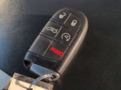 Used 2023 Dodge Charger SXT RWD image 25