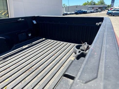 Used 2017 Toyota Tacoma TRD Off-Road w/ Tow Package (A/T) AWD/4WD image 20
