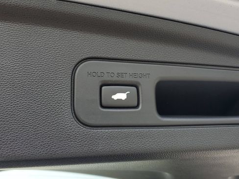 Certified 2024 Acura MDX FWD w/ Technology Package image 10