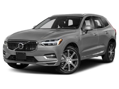 Used 2019 Volvo XC60 T8 Momentum w/ Premium Package