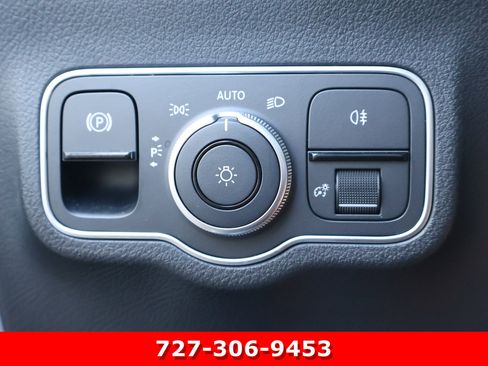 Certified 2022 Mercedes-Benz GLA 35 AMG AMG GLA 35 image 25