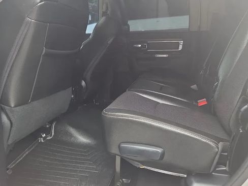Used 2015 RAM 2500 Laramie w/ Convenience Group AWD/4WD image 15