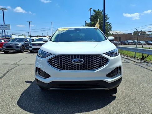 Used 2024 Ford Edge SEL w/ Convenience Package AWD/4WD image 3