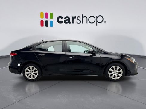 Used 2024 Toyota Corolla LE image 6