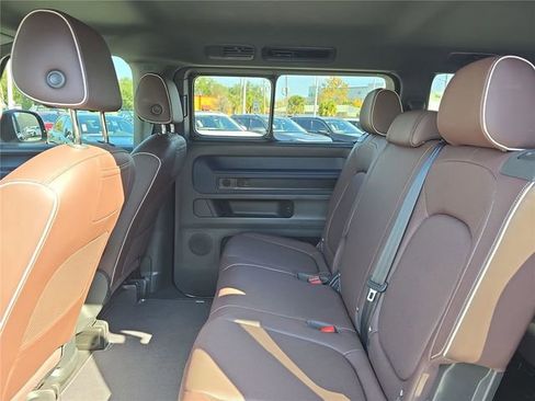 New 2025 Volkswagen ID. Buzz Pro S image 12