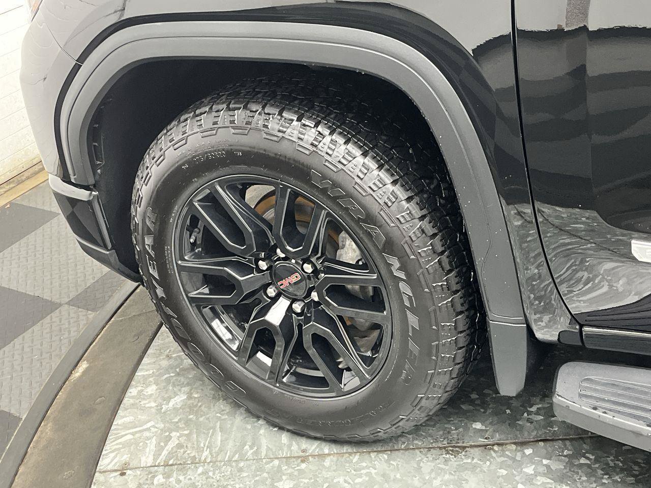 Certified 2024 GMC Sierra 1500 Elevation w/ Preferred Package AWD/4WD image 37