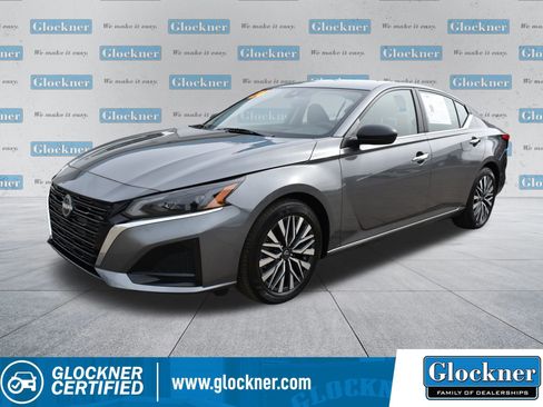 Used 2024 Nissan Altima 2.5 SV image 1