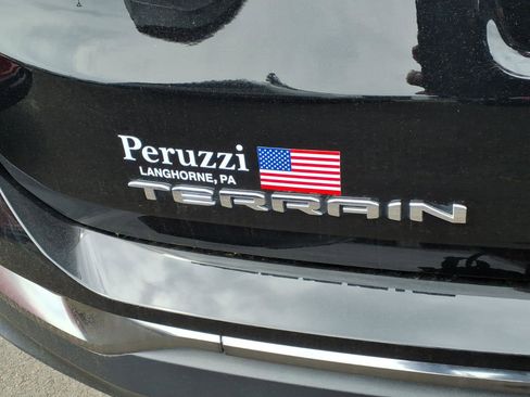Certified 2023 GMC Terrain AT4 AWD/4WD image 17