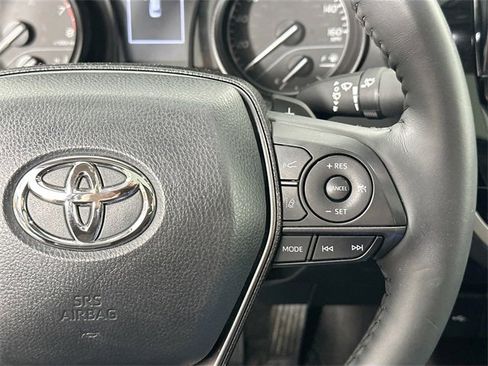 Used 2024 Toyota Camry SE image 22
