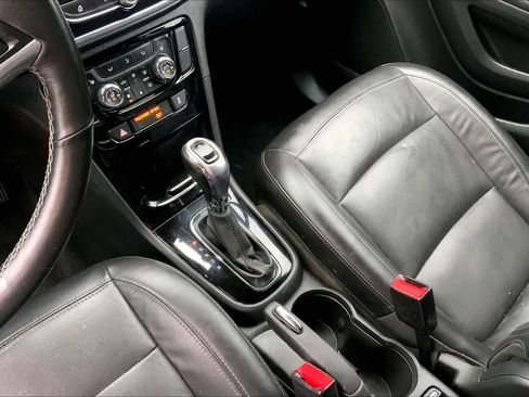 Used 2018 Buick Encore Essence image 16