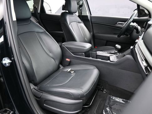 Used 2026 Kia Sportage EX w/ EX Panorama Roof Package FWD image 48