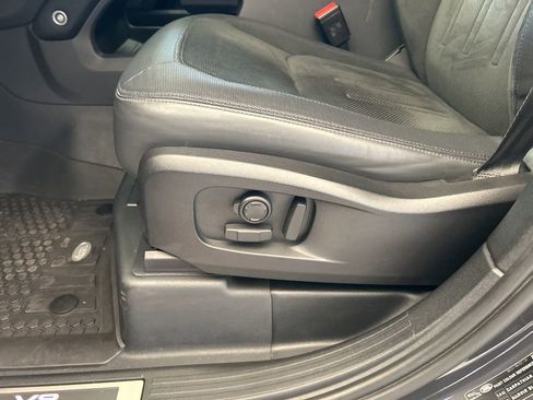 Used 2023 Land Rover Defender 110 Carpathian Edition image 50