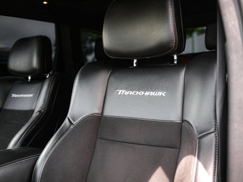 Used 2018 Jeep Grand Cherokee Trackhawk AWD/4WD image 16