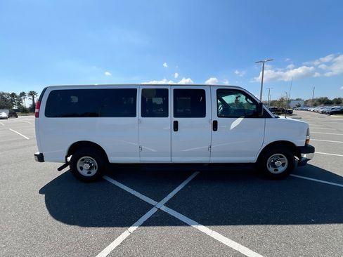 Used 2018 Chevrolet Express 3500 LT w/ LT Preferred Equipment Group image 2