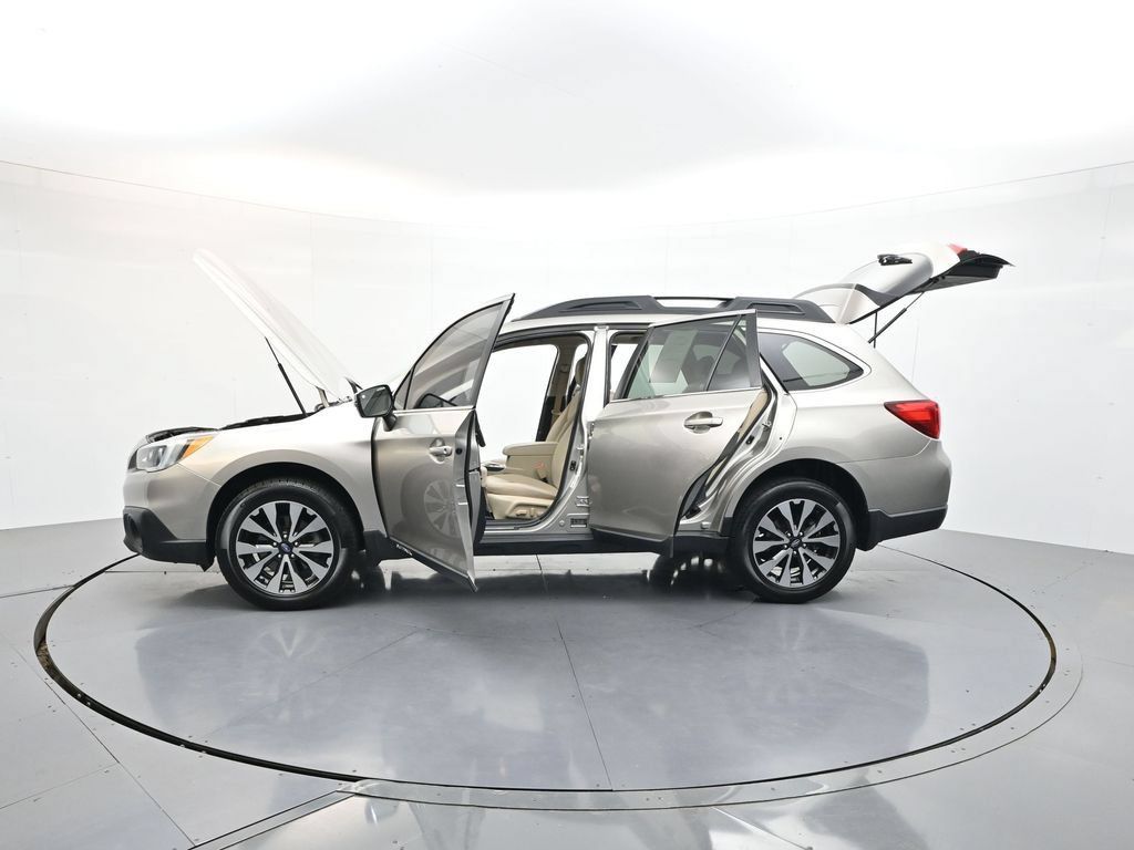 Used 2017 Subaru Outback 3.6R Limited AWD/4WD image 35