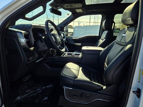 New 2026 Ford F350 Platinum w/ FX4 Off-Road Package image 20