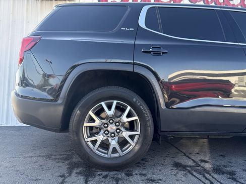 Used 2023 GMC Acadia SLE image 26