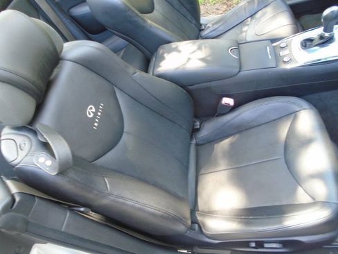 Used 2013 INFINITI G37 Convertible w/ Premium Pkg RWD image 17