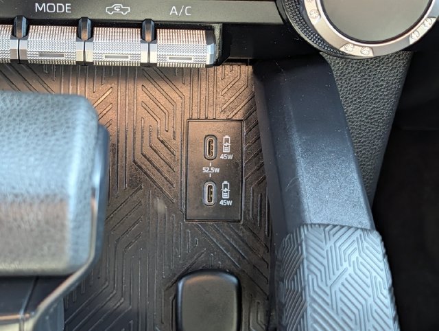 Used 2026 Toyota Tacoma SR5 AWD/4WD image 16