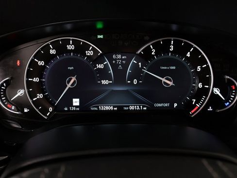 Used 2019 BMW 540i xDrive w/ Convenience Package image 4