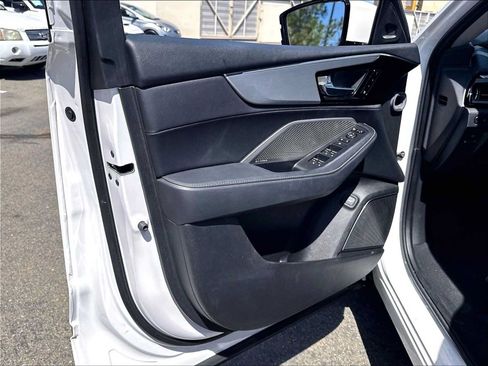 Used 2024 Acura MDX SH-AWD w/ Technology Package image 24