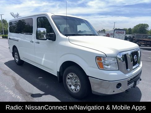 Used 2017 Nissan NV 3500 SL RWD image 2