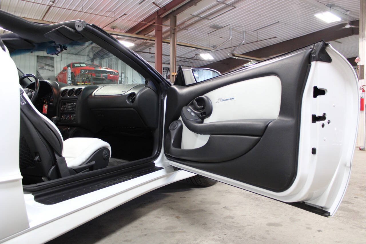 Used 1994 Pontiac Firebird Coupe RWD image 26
