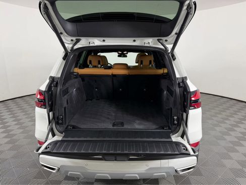 Used 2025 BMW X5 xDrive40i w/ Climate Comfort Package image 14