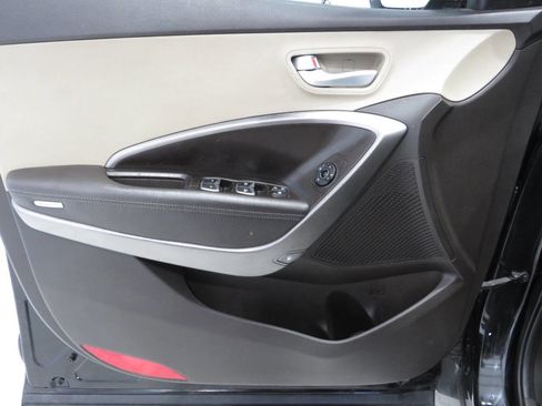Used 2015 Hyundai Santa Fe Sport w/ Option Group 02 FWD image 20