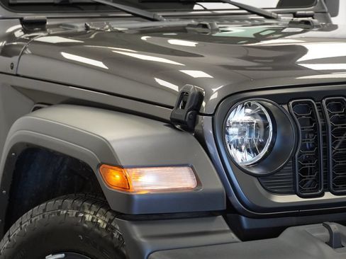 Certified 2024 Jeep Wrangler Unlimited Sport AWD/4WD image 5