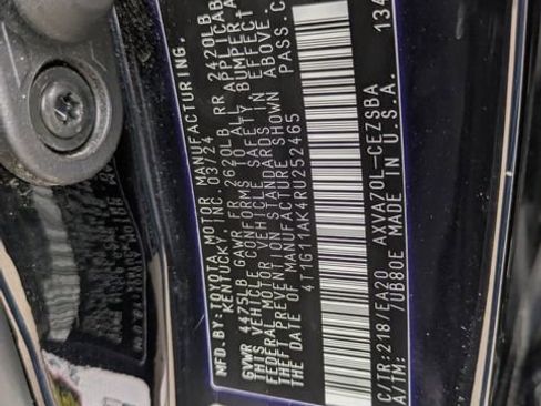 Used 2024 Toyota Camry SE image 34