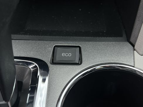 Used 2014 Chevrolet Equinox LS image 23