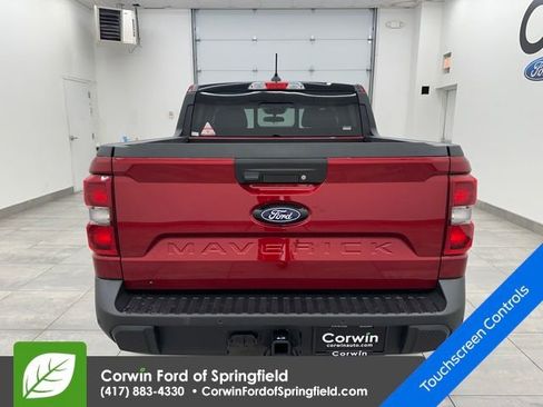 New 2026 Ford Maverick Lariat w/ Black Appearance Package image 4