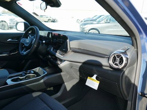 New 2026 Chevrolet Equinox LT image 10