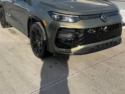 New 2026 Volkswagen Tiguan SE R-Line