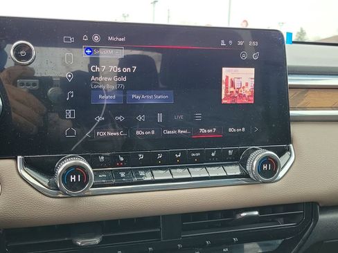 Used 2024 GMC Canyon Denali image 27