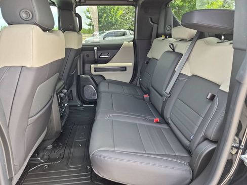 New 2026 GMC Hummer EV 4x4 Crew Cab image 35