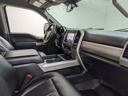 Used 2021 Ford F350 Lariat w/ Lariat Value Package AWD/4WD image 35