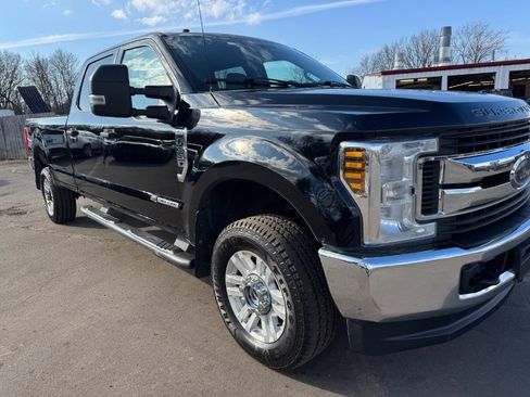 Used 2018 Ford F350 XLT image 12