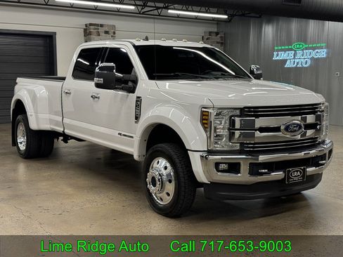 Used 2019 Ford F450 Lariat w/ Chrome Package AWD/4WD image 1