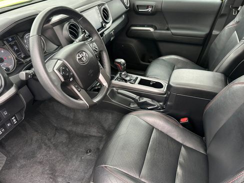 Used 2022 Toyota Tacoma TRD Pro image 10