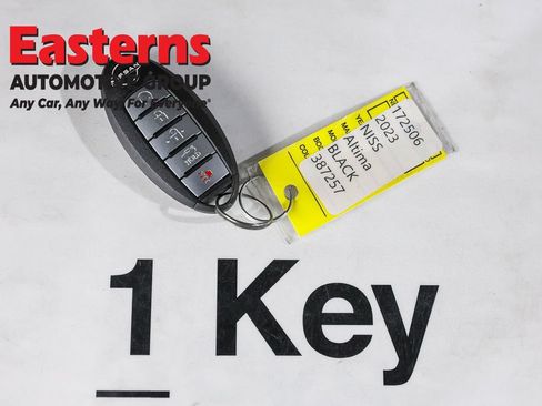 Used 2023 Nissan Altima 2.5 SR AWD/4WD image 27