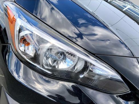 Used 2021 Subaru Crosstrek 2.5i Sport w/ Moonroof Package AWD/4WD image 26