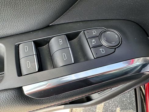 Used 2024 Chevrolet Traverse RS AWD/4WD image 9