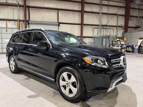 Used 2018 Mercedes-Benz GLS 450 4MATIC w/ Premium Package image 2