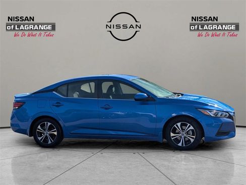 Used 2022 Nissan Sentra SV image 5