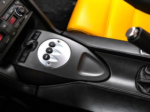 Used 2005 Lamborghini Gallardo image 22