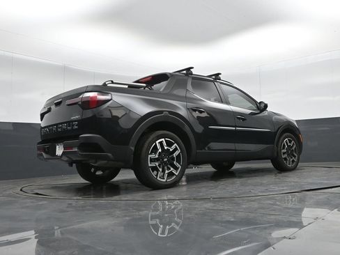 Used 2025 Hyundai Santa Cruz Limited image 32