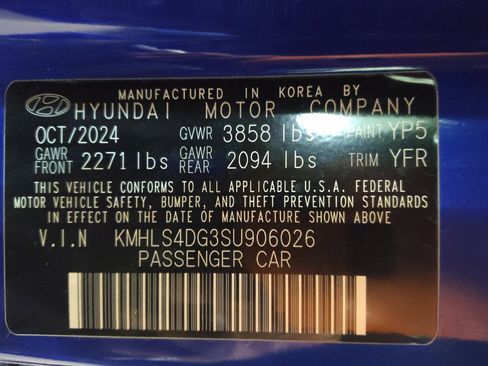 Used 2025 Hyundai Elantra SEL image 33